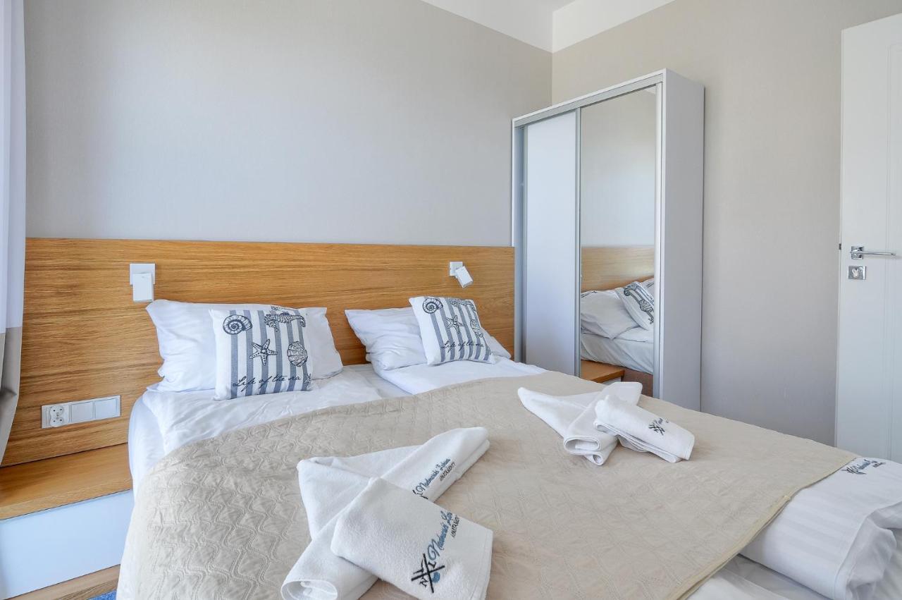 Apartament Z Widokiem Na Morze - Nadmorski Luksus Apartamenty Ustronie Morskie Exteriör bild