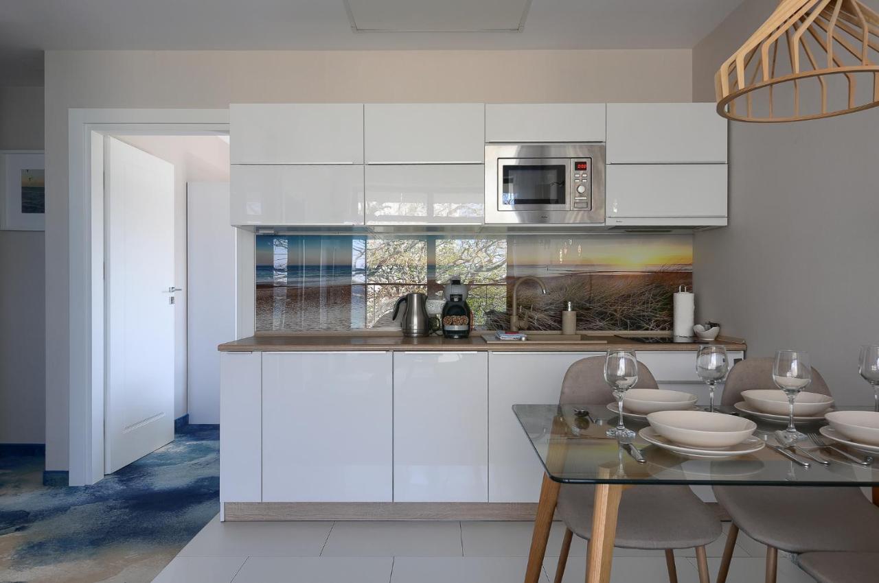 Apartament Z Widokiem Na Morze - Nadmorski Luksus Apartamenty Ustronie Morskie Exteriör bild