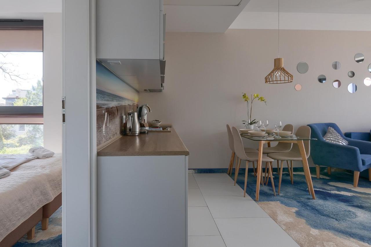 Apartament Z Widokiem Na Morze - Nadmorski Luksus Apartamenty Ustronie Morskie Exteriör bild